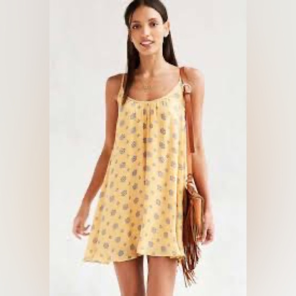 Kimchi Blue Yellow Medallion Dress